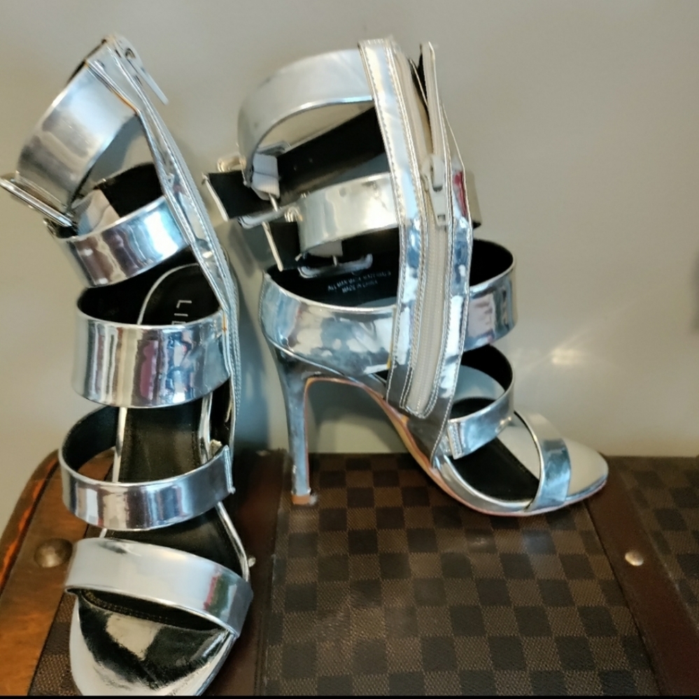 Shoes - Picture 3 of 3